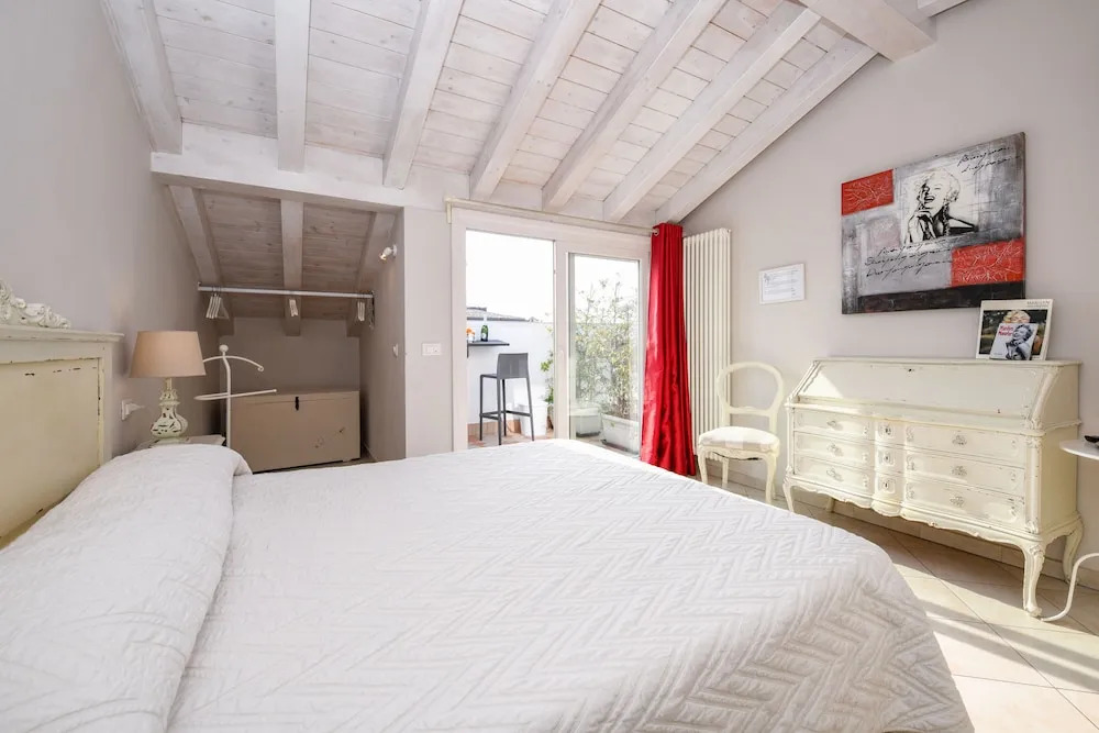 Le Rêve - Lake view rooms