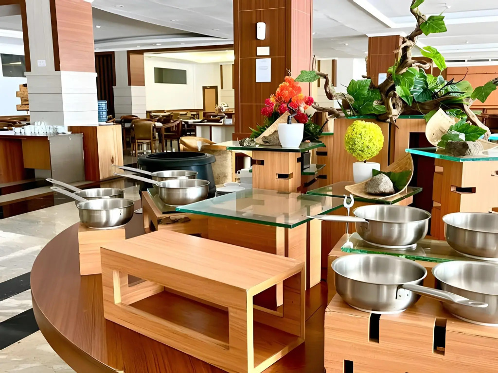 Grand Asrilia Hotel