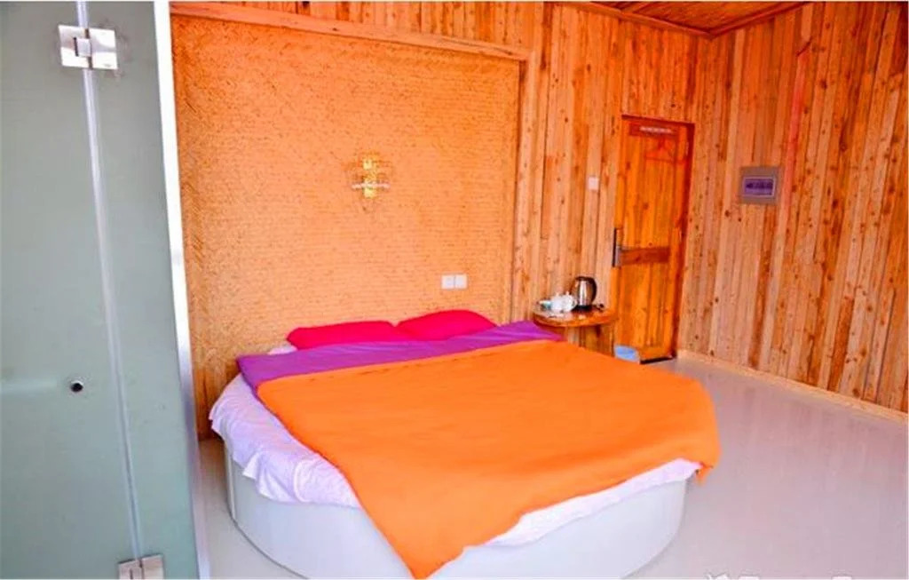Yuchen Theme Hotel