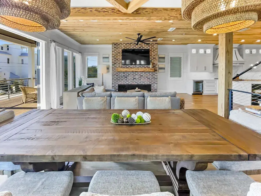 Summer Wind 7 Bedroom Home by RedAwning