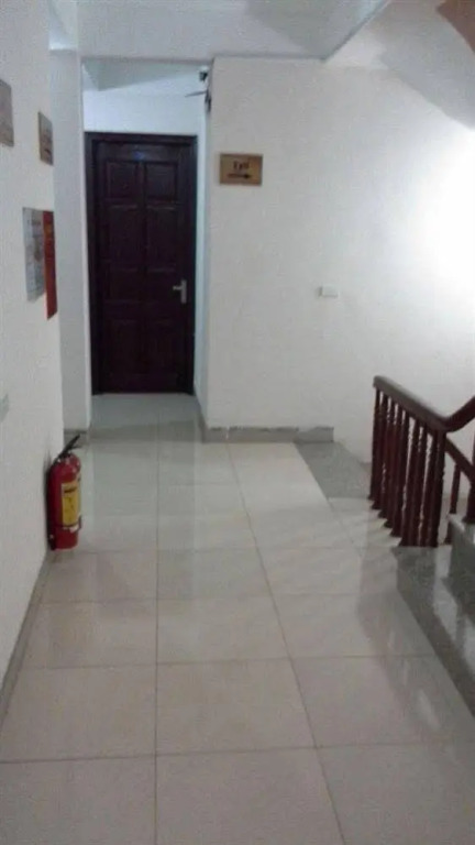 Avi Transit Hotel