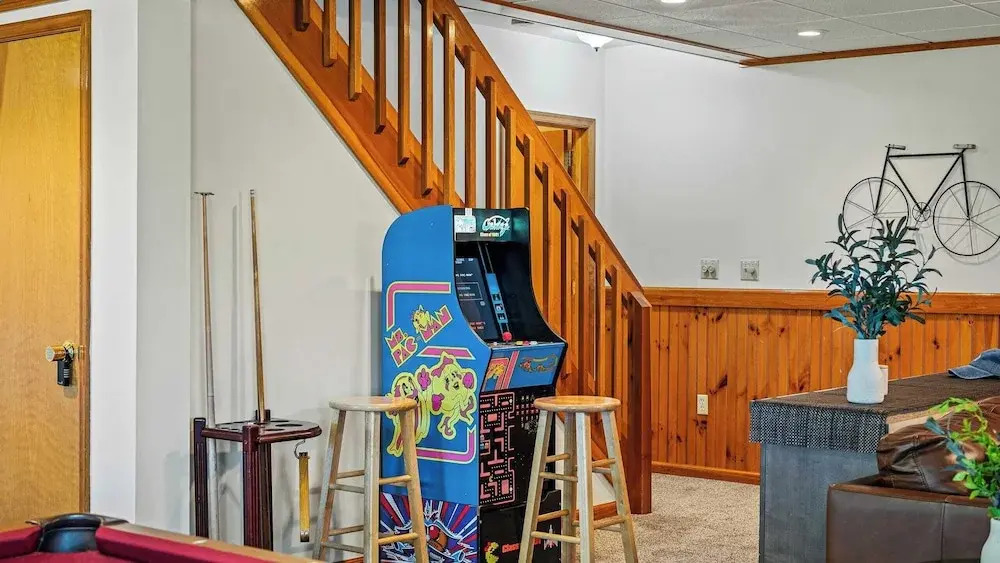 Entertainer's Home w/ Deck, Game Room & Hot Tub Lake View Retreat by Avantstay