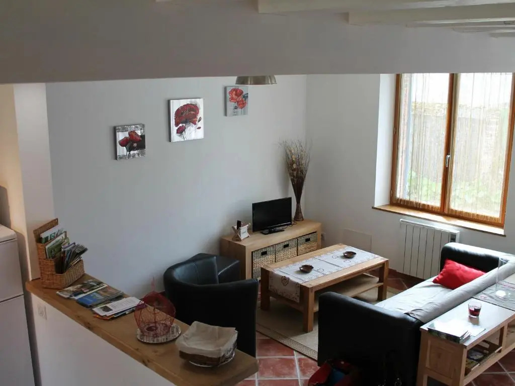 Parfait pour les amoureux de la nature: maison 2 chambres avec jardin, proche forêt et château - FR-1-581-74