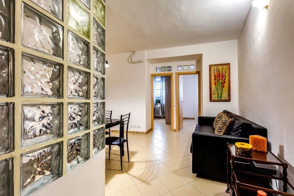 Modern 2 bed Flat in San Giovanni