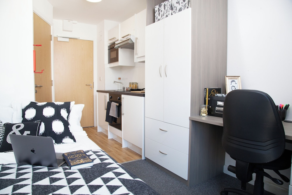 For Students Only Haymarket in Edinburgh - Close to Haymarket Station