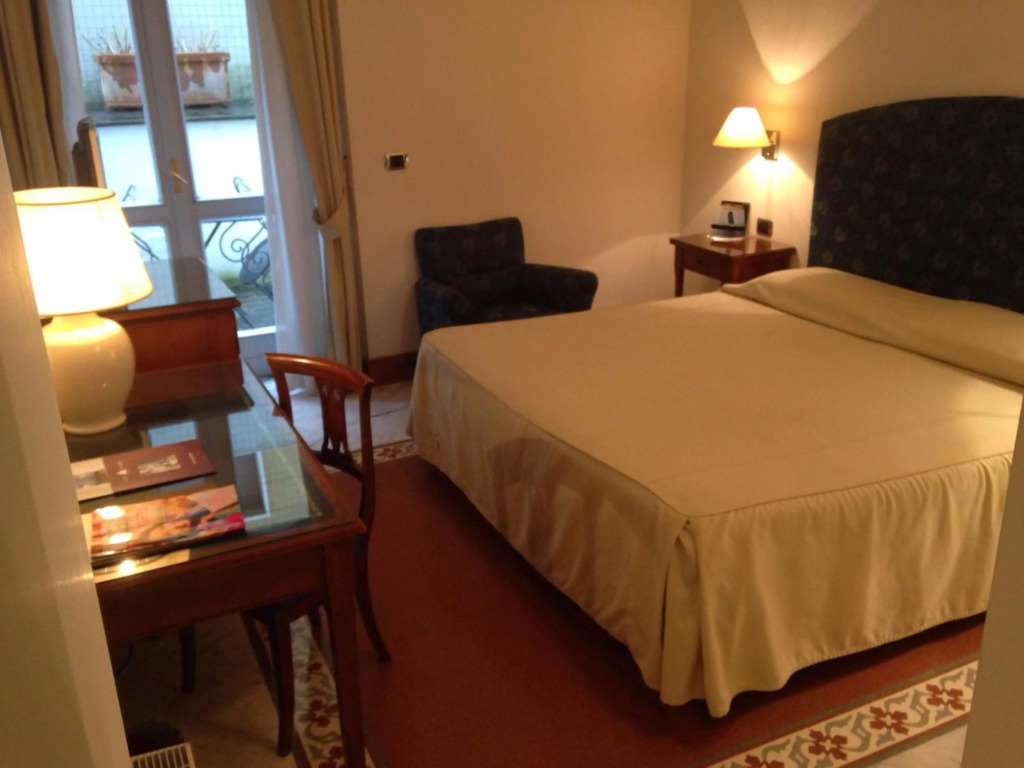 Hotel Flora