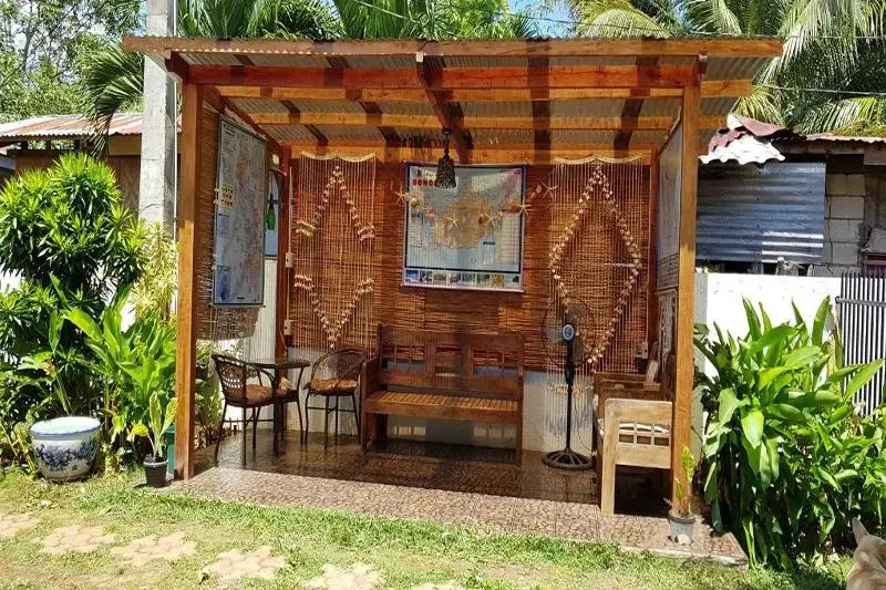 Intoys Place Panglao near Beach