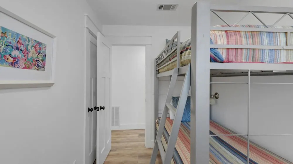 5 Minutes to the Beach; Old Florida Charm + Modern Upgrades