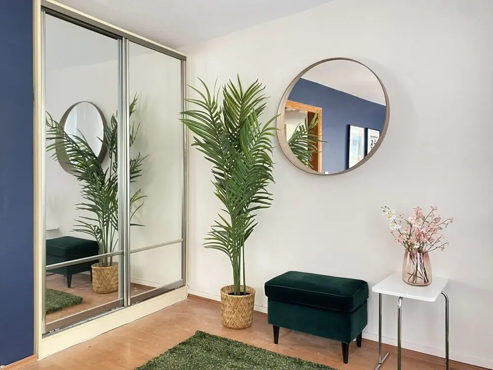 Central Flat with Balcony and Terrace in Sisli