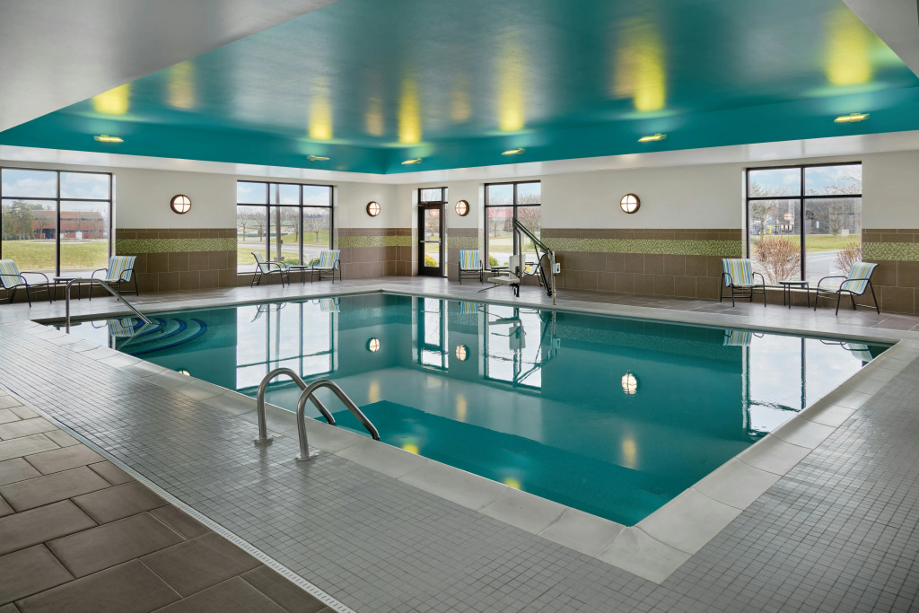 Hampton Inn & Suites Syracuse North Airport Area