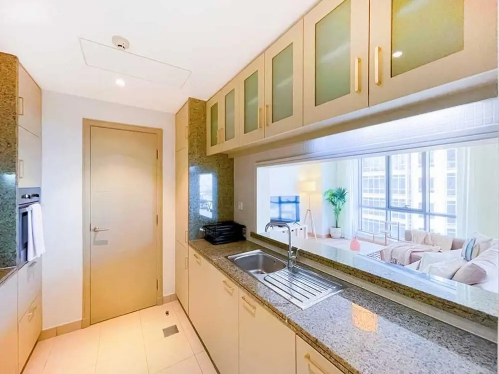 Amazing 1BR APT Downtown