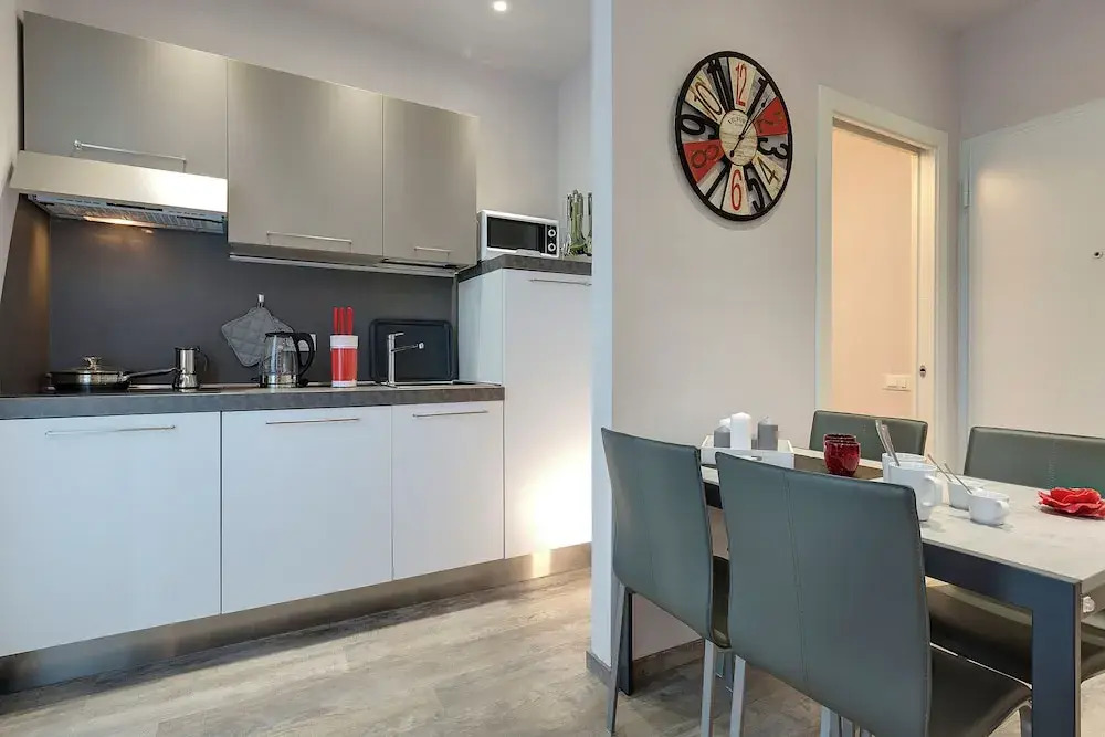 Dante & Virgilio Apartments by Mamo Florence
