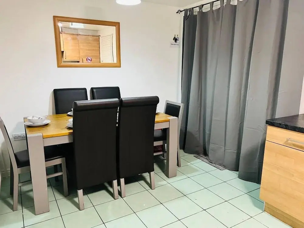 3bedroom- Near to Station-private Garden-wifi