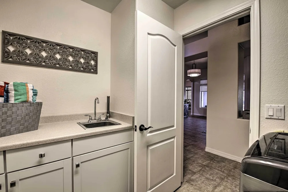 Estrella Mountain Home w/ Heated Pool & Fire Pit!