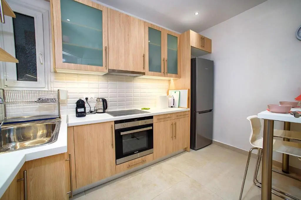 Acropolis area family friendly 2bdr apartment