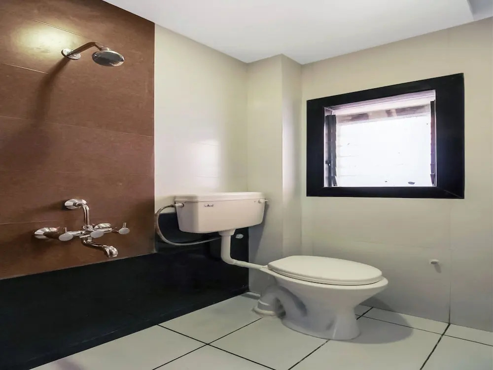 OYO 12522 Hotel Panchganga