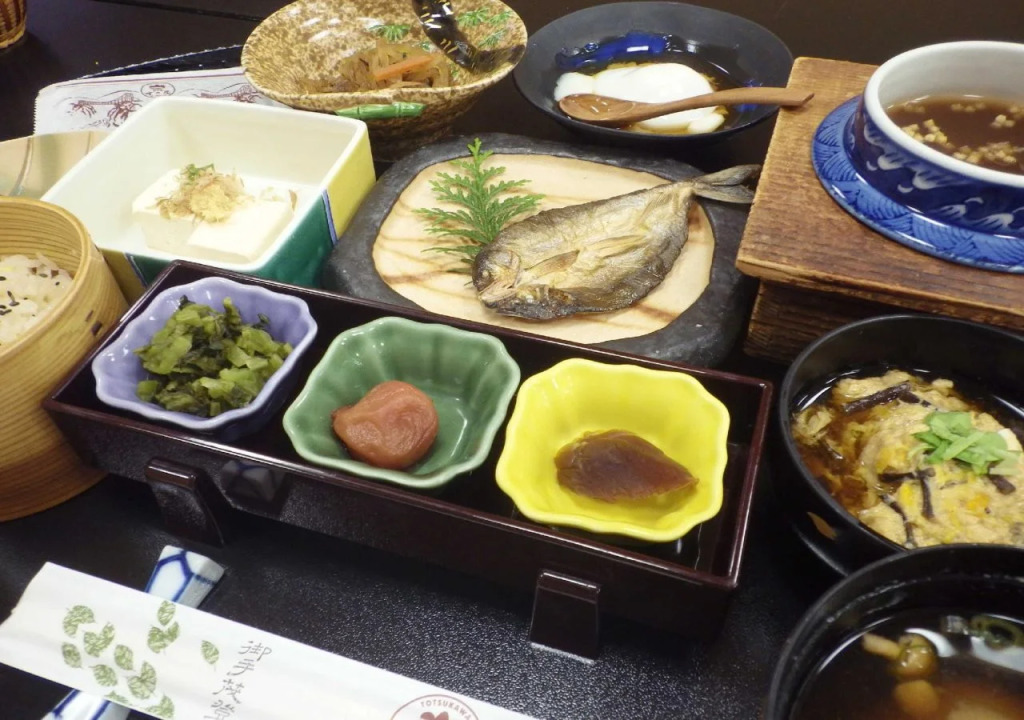 Kosenkaku Yoshinoya