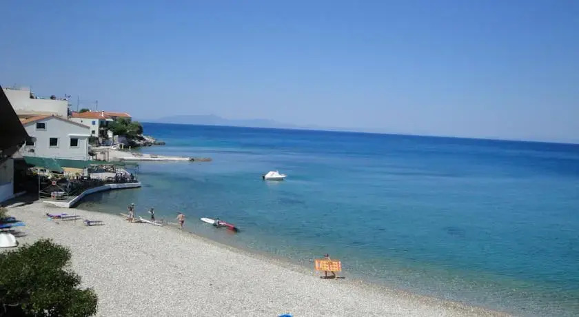 Avlakia Beach Studios & Apartments