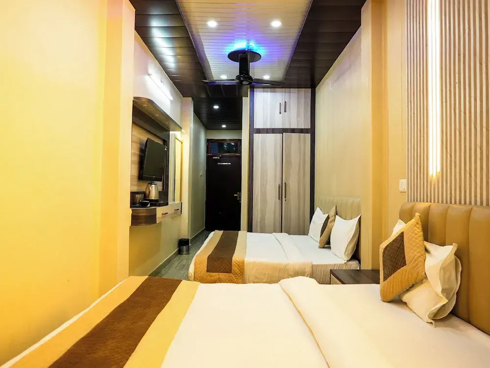 Sun High Stay Luxury Guest House