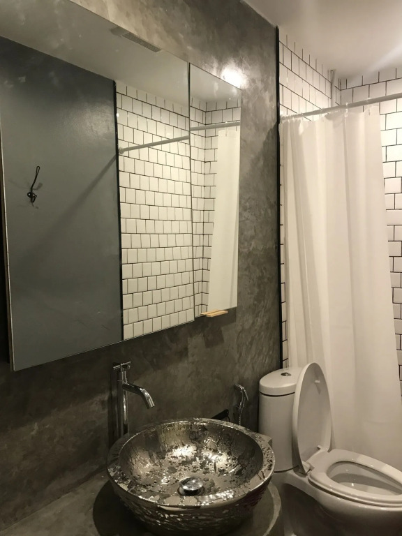 Slumwhite Hostel