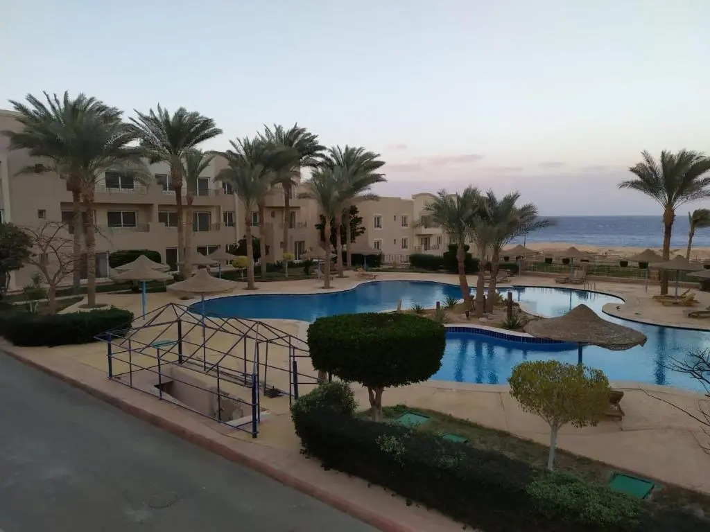 Amazing 3 bedrooms panoramic sea view first line sunset pearl Sahl hashesh