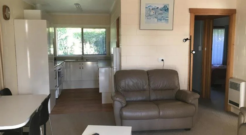 Willaway Motel Apartments