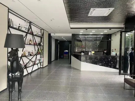 V8 Theme Hotel Fucheng