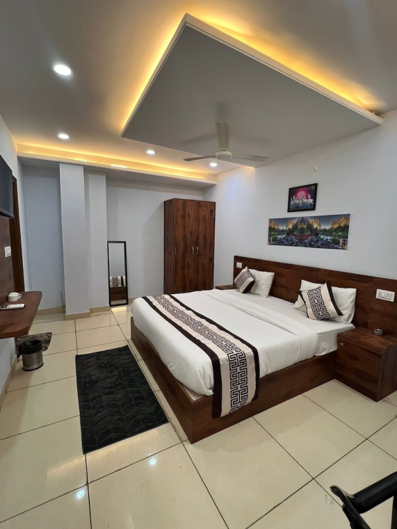 Hotel RK palace near airport