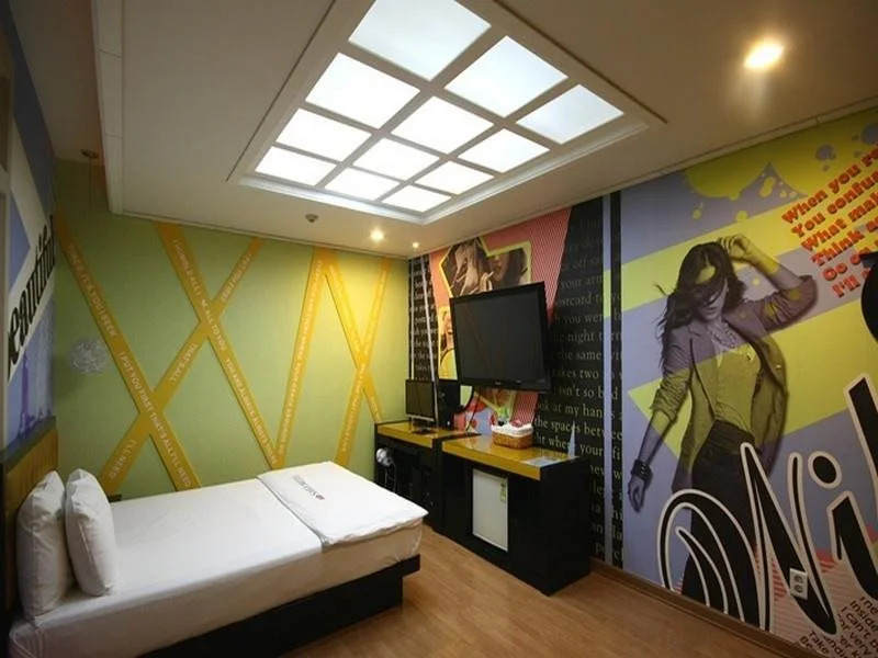 Sara Motel