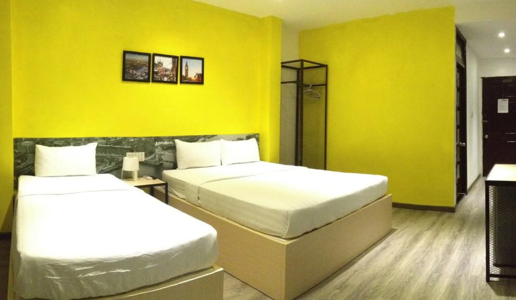 Suite Backpackers Inn