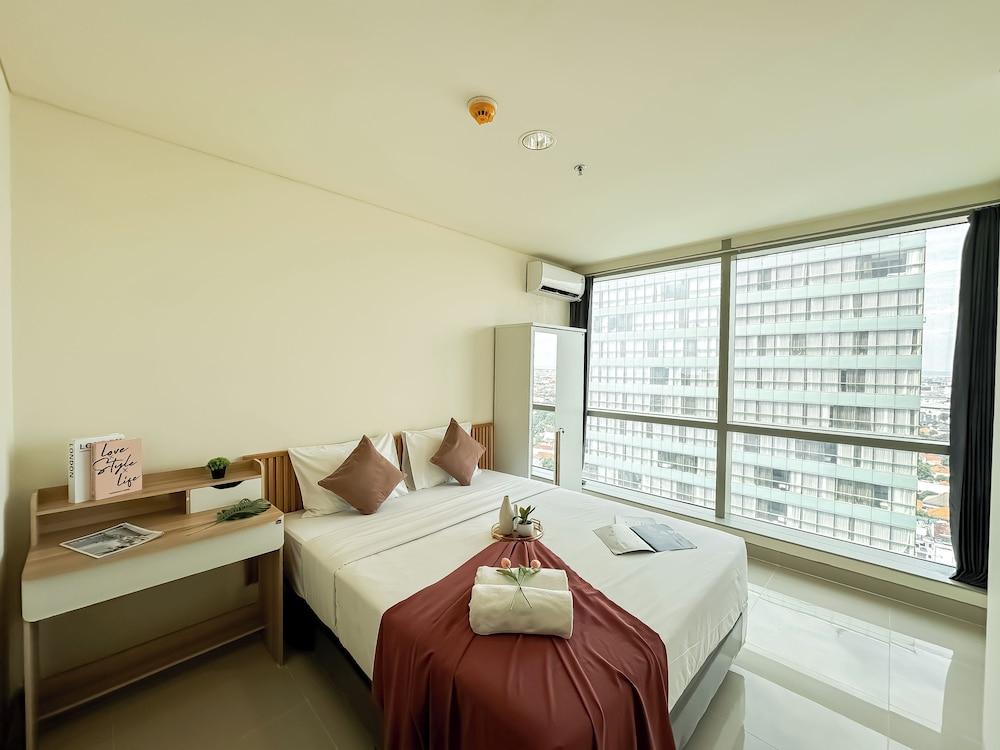 Lovely And Vibrant 2Br Space At Praxis Apartment