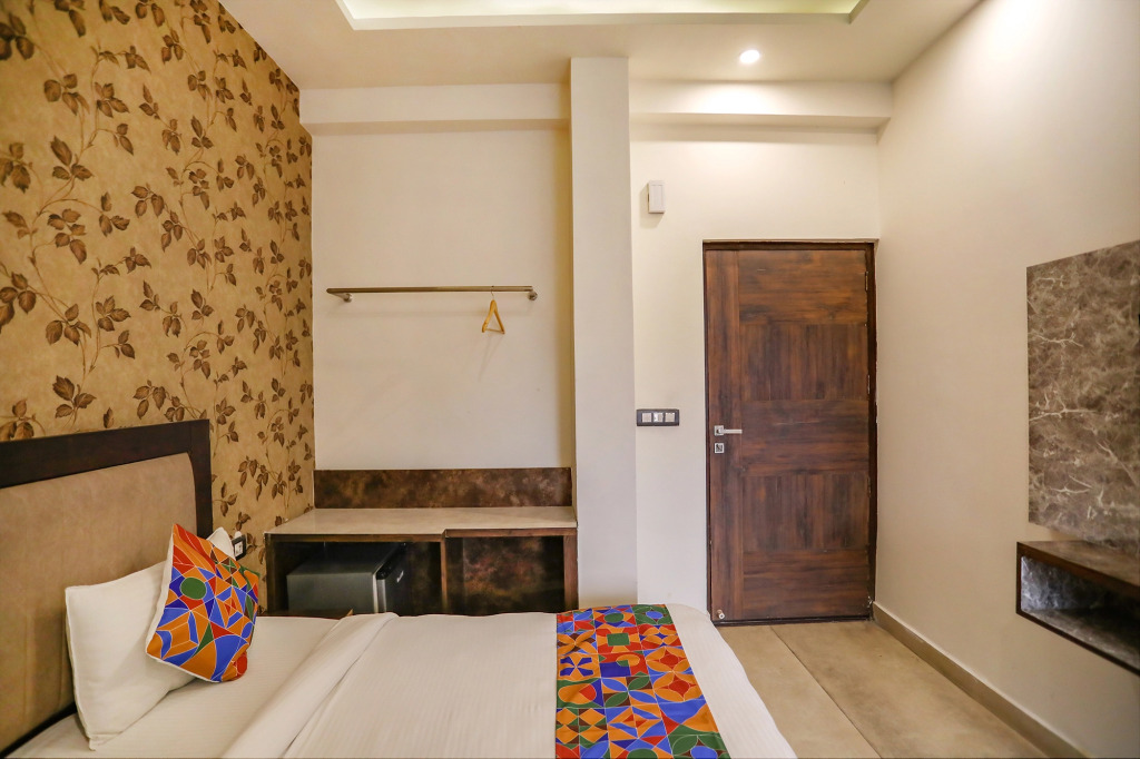 FabHotel Enaya Residency