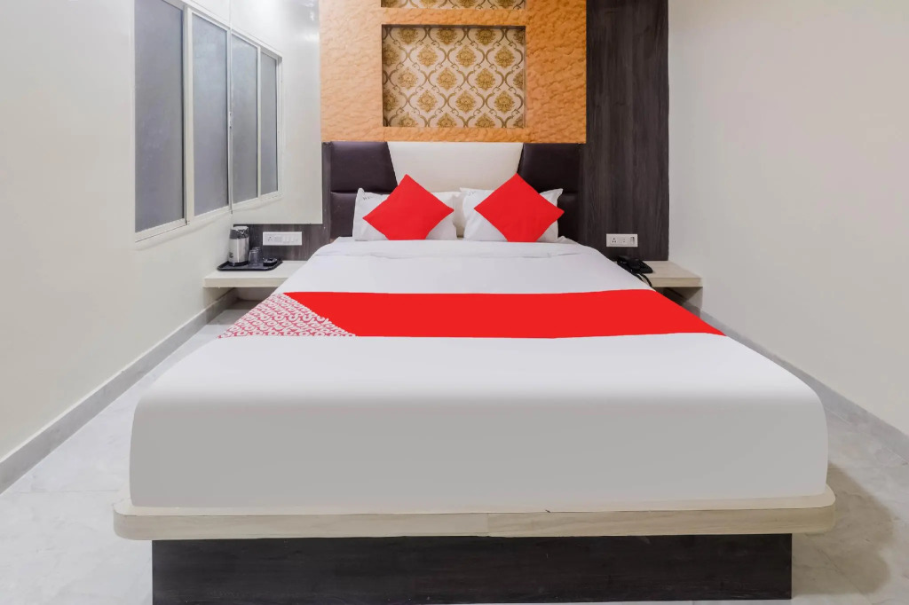 OYO 77270 Hotel Tulsa Mohan