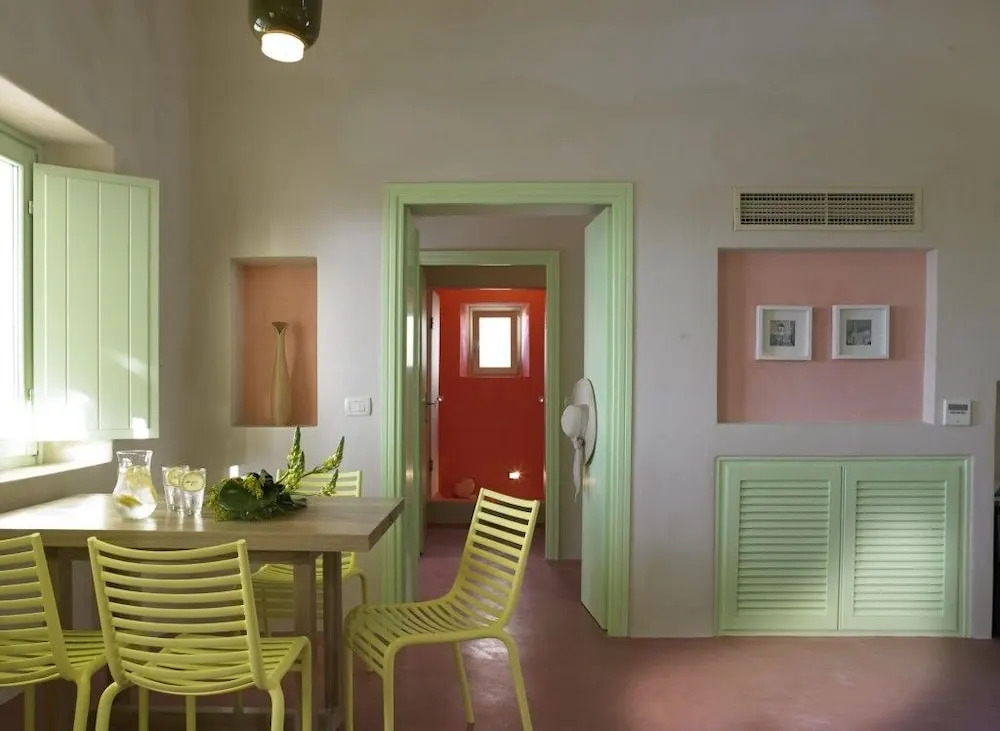 Voreina Gallery Suites