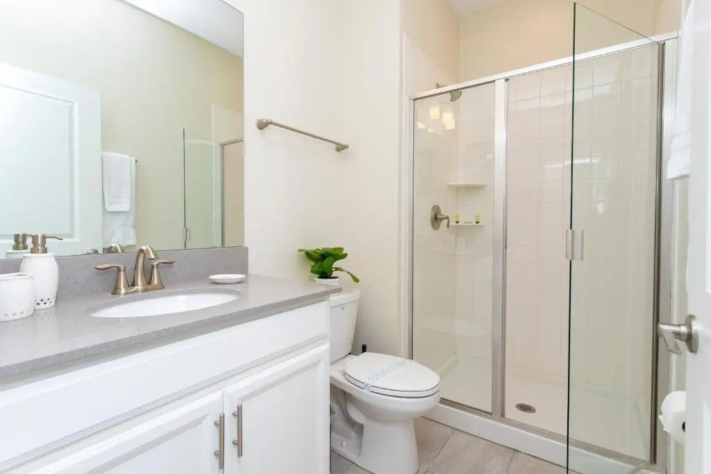 Gorgeous Decor 4 Bd w Pool Close to Disney 4820