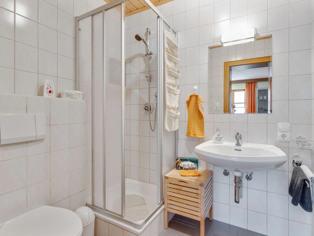 Apartment in Fiss near Ski Lifts