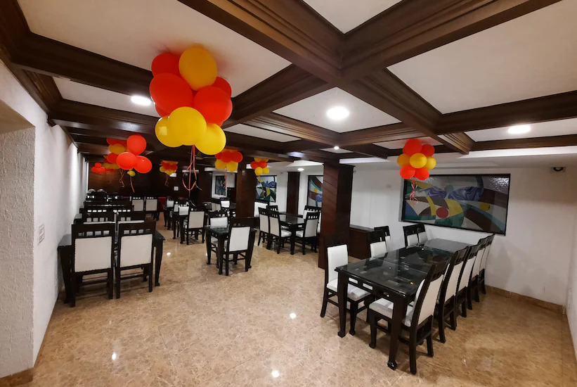 Hotel Basera