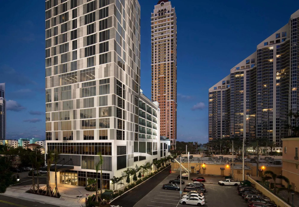 Residence Inn Miami Sunny Isles Beach