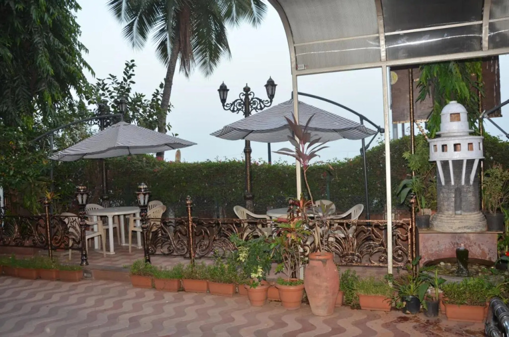 Sea Palace Hotel - near Gateway of India