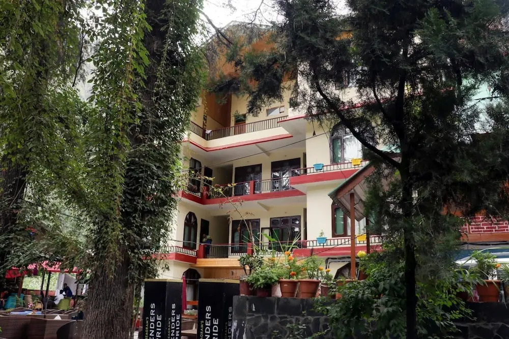 The Rainbow Inn and Cafe
