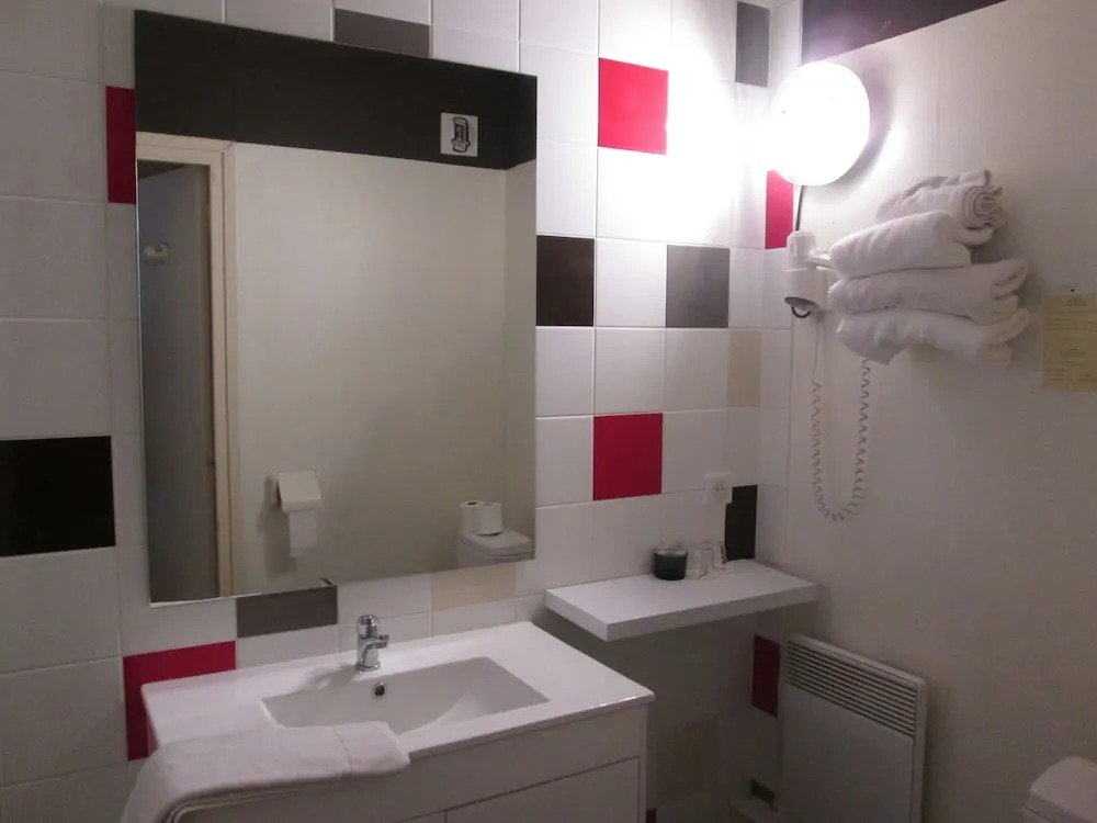Logis Hotel Les Gravades Ussel