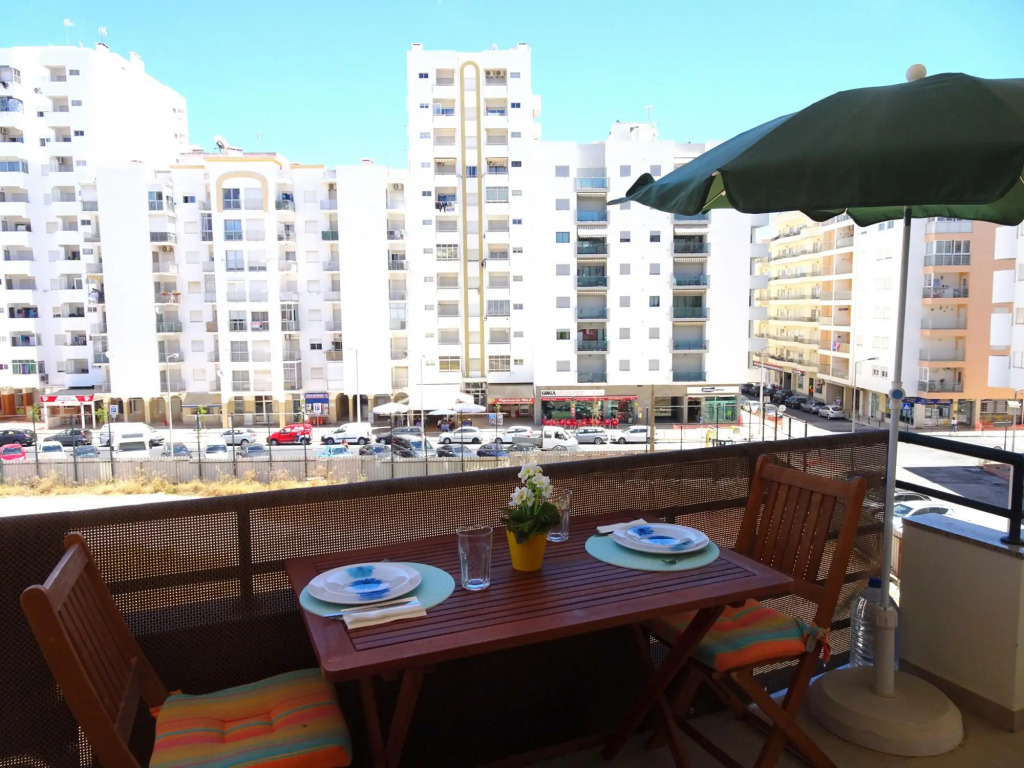 Pera by Check-in Portugal