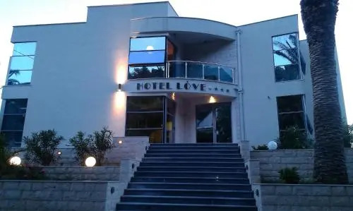 Love Live Hotel