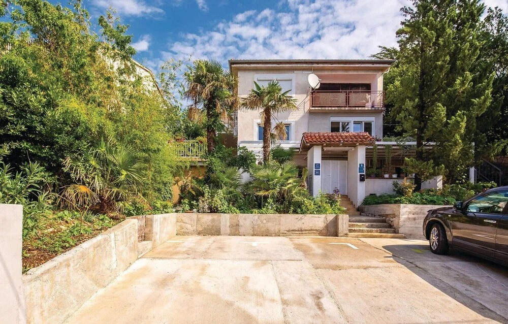 Amazing Home in Novi Vinodolski With Wifi and 3 Bedrooms