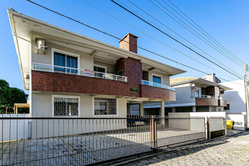 Apto Amplo E Moderno No Santinho Ver102