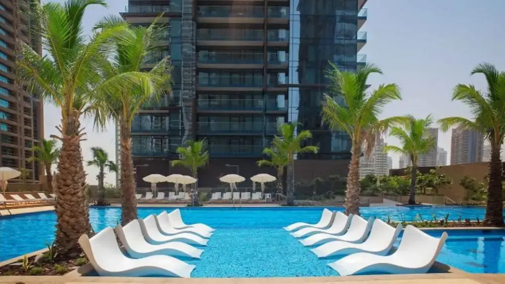 Homesgetaway- 2BR in Marina Gate Tower 2
