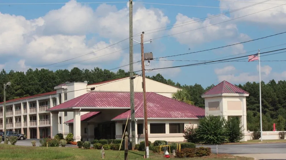 Deerfield Inn & Suites