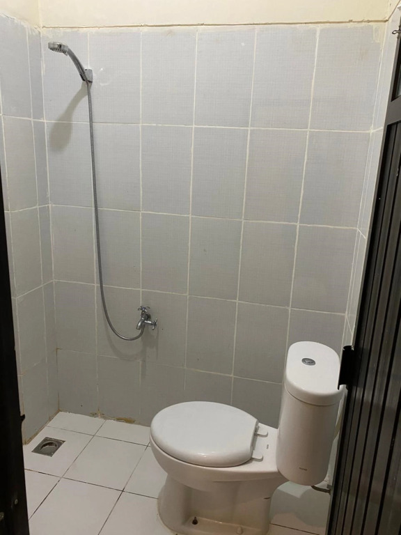 Reddoorz Syariah at Pondok Bintang Jalan Biring Romang Makassar