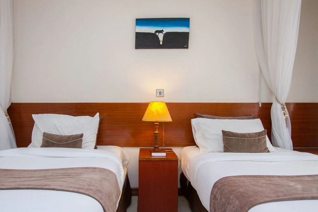 VICTORIA COMFORT INN