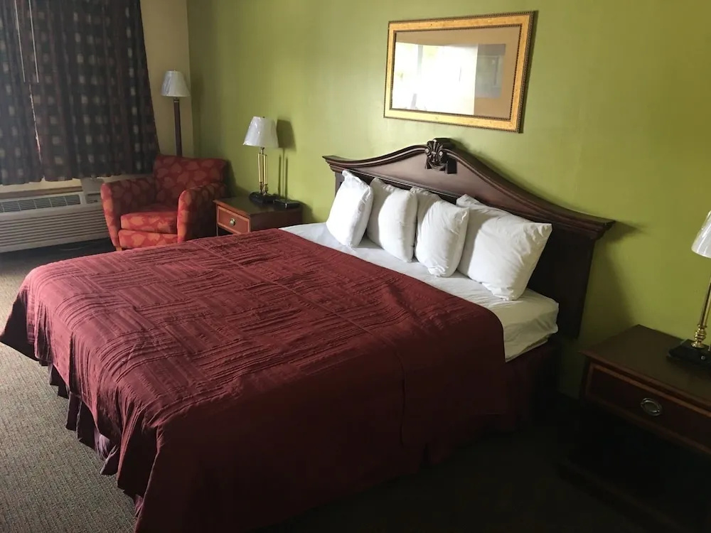 Economy Inn